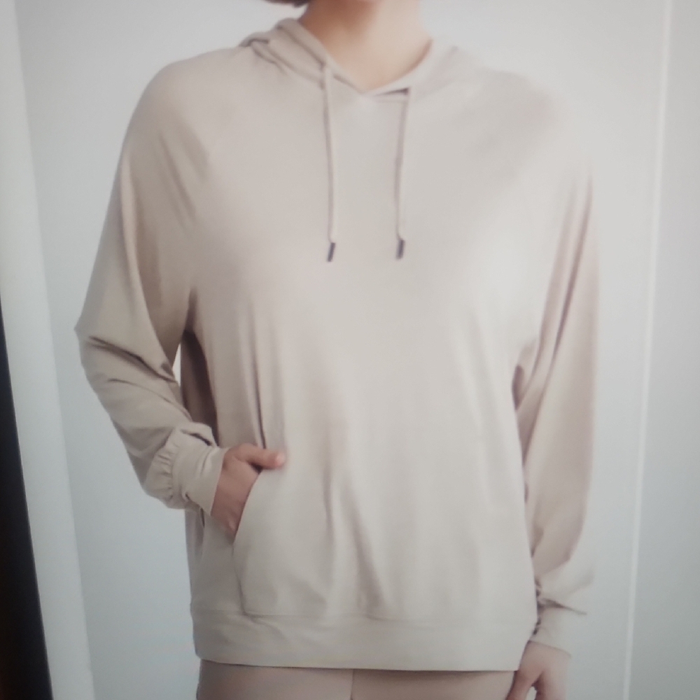 BALANCE COLLECTION Ruby Hoodie Size L